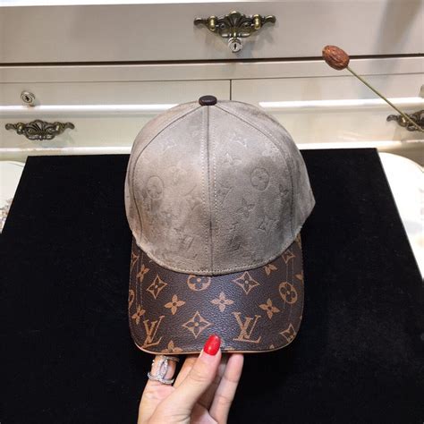 louis vuitton mens hat|louis vuitton fitted cap.